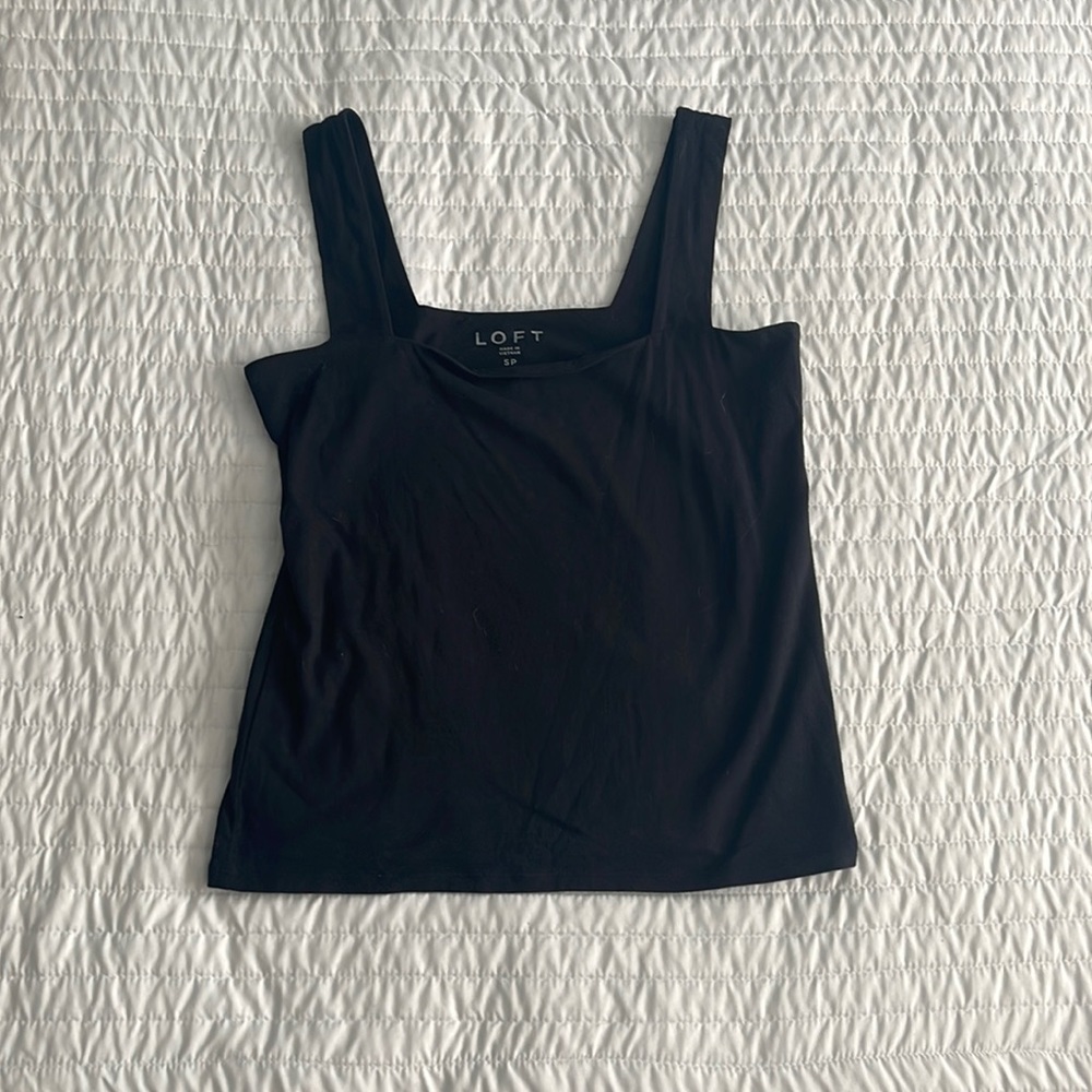 Black lined tank top